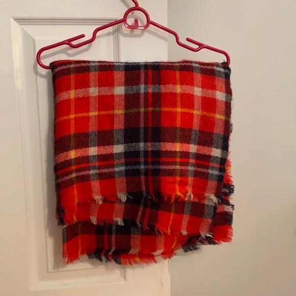 Aerie Blanket Scarf - Picture 1 of 3
